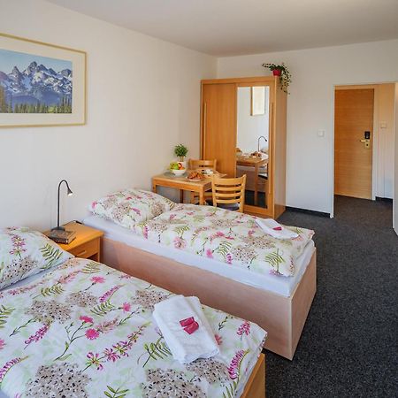 Cooliving Hostel Πράγα Εξωτερικό φωτογραφία