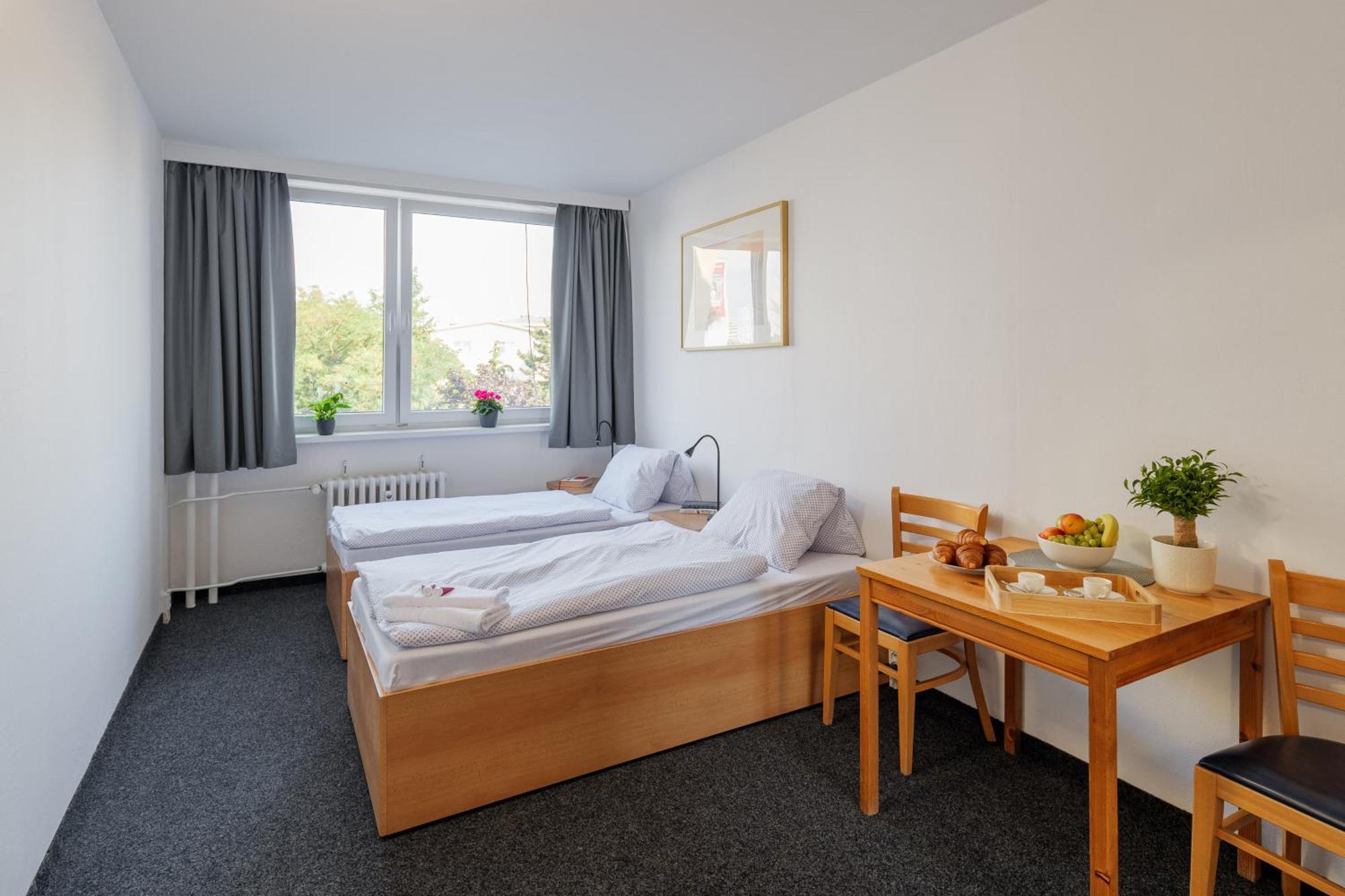 Cooliving Hostel Πράγα Εξωτερικό φωτογραφία